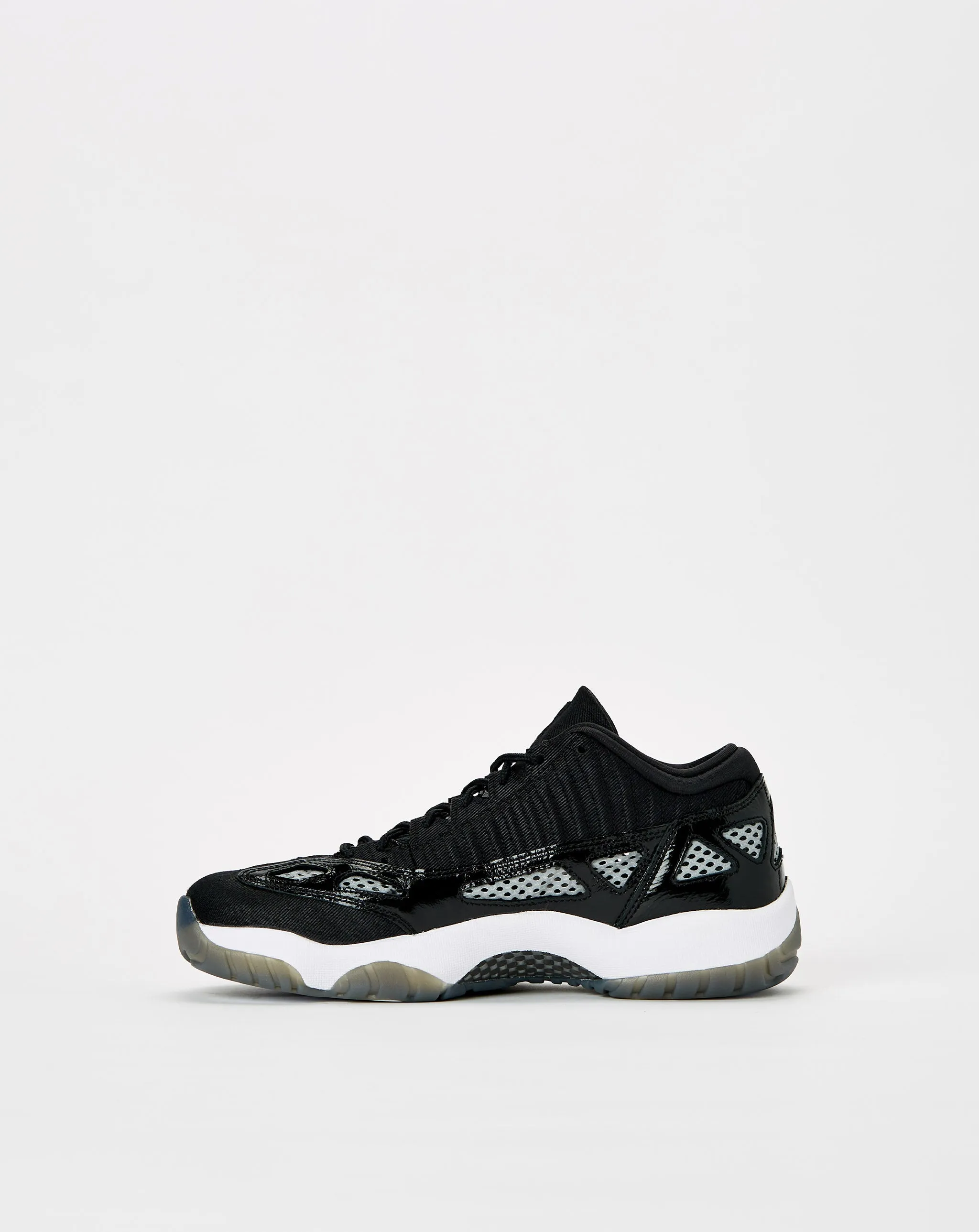 Air Jordan 11 Retro Low IE
