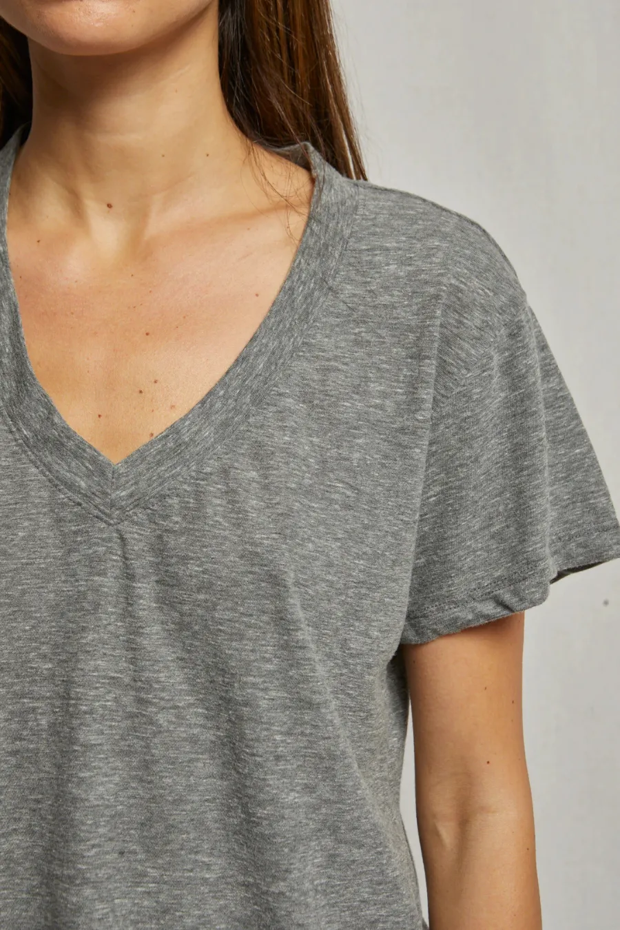 Hendrix Cotton Boxy V Neck Tee Heather Grey